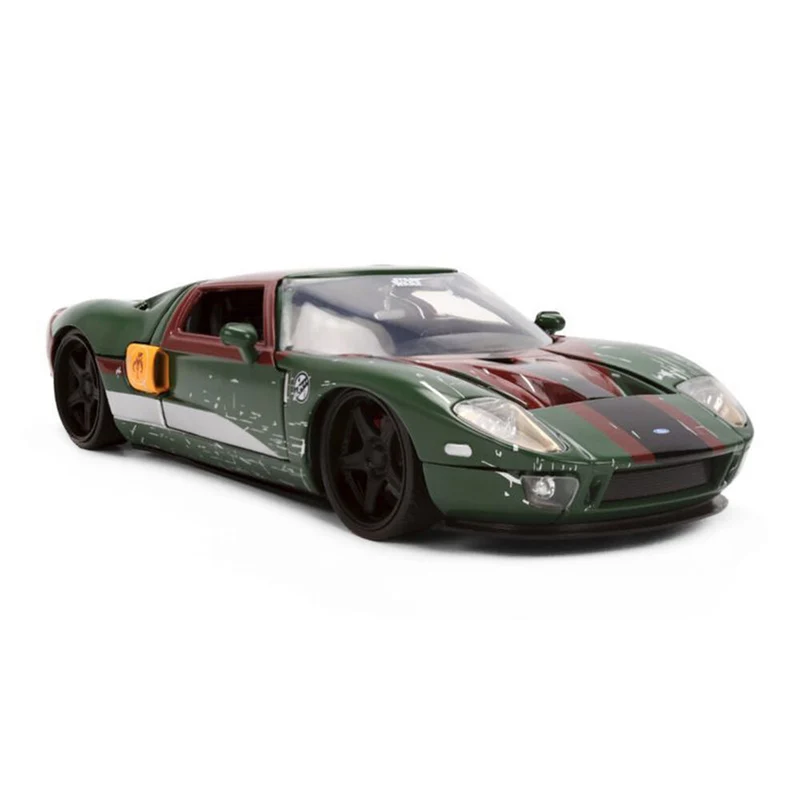 Jada 1:24 Scale Star Wars 2005 Ford GT With Boba Fett Figure Diecast Car Model