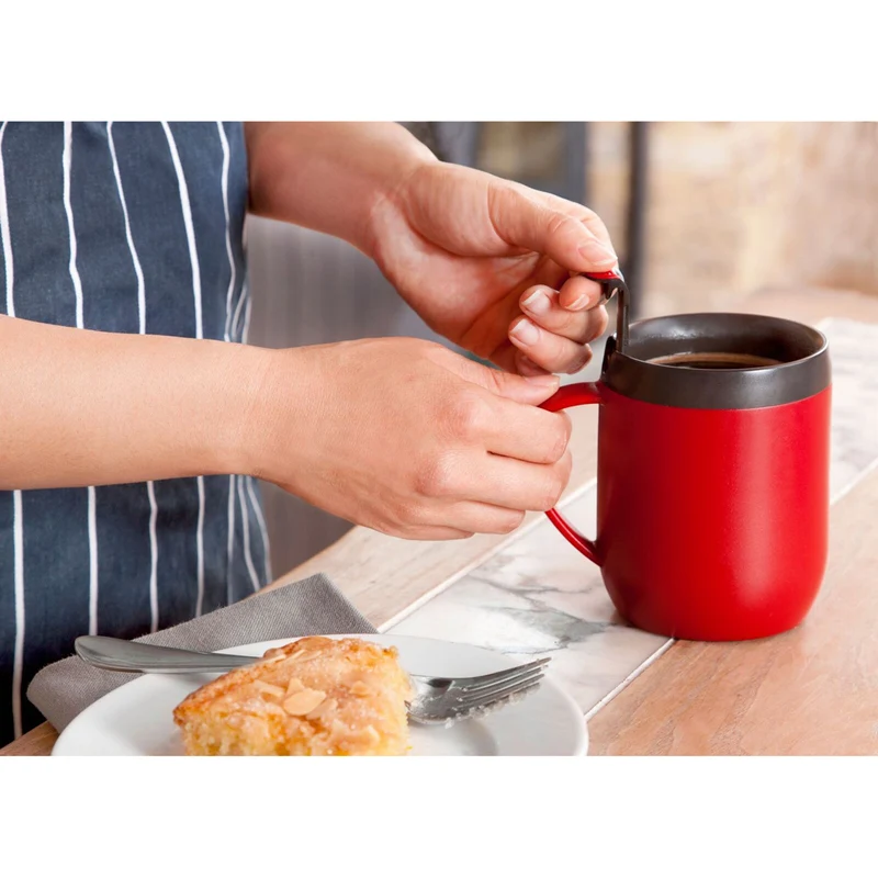 Zyliss 300ml Hot Mug Cafetiere Stainless Steel Double Wall Drink Cup with Lid (Red)