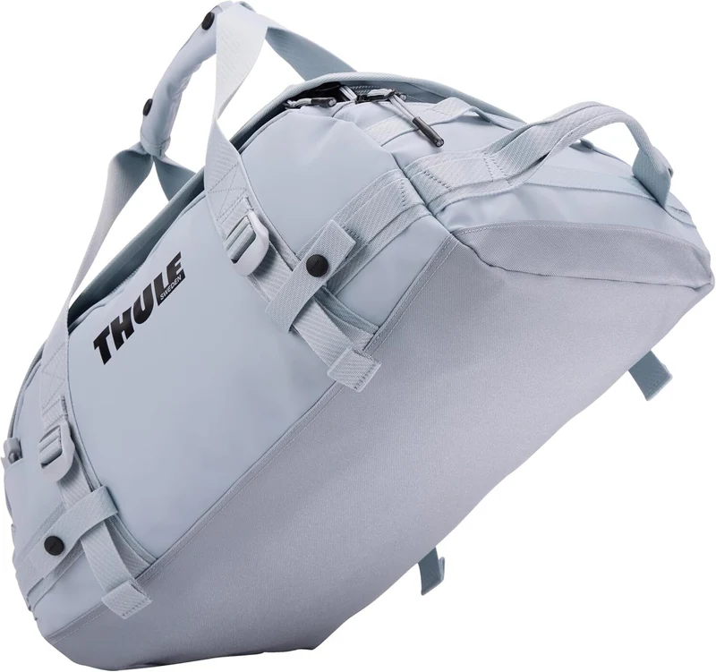 Thule Chasm 30L Duffel Overnight Bag Convertible Backpack Duffle in Soft Blue