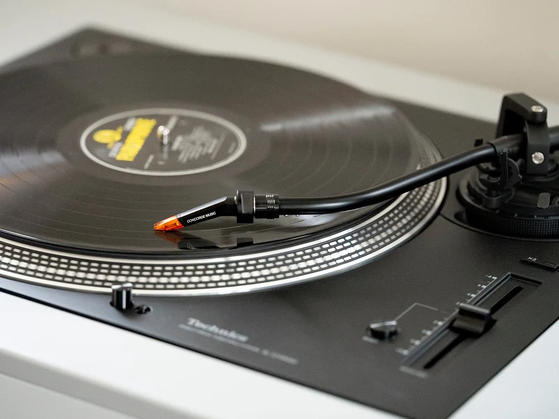 Concorde Music Bronze