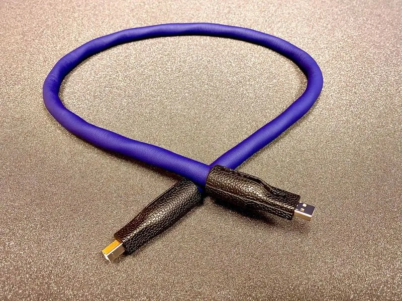 USB Kabel Sapphire