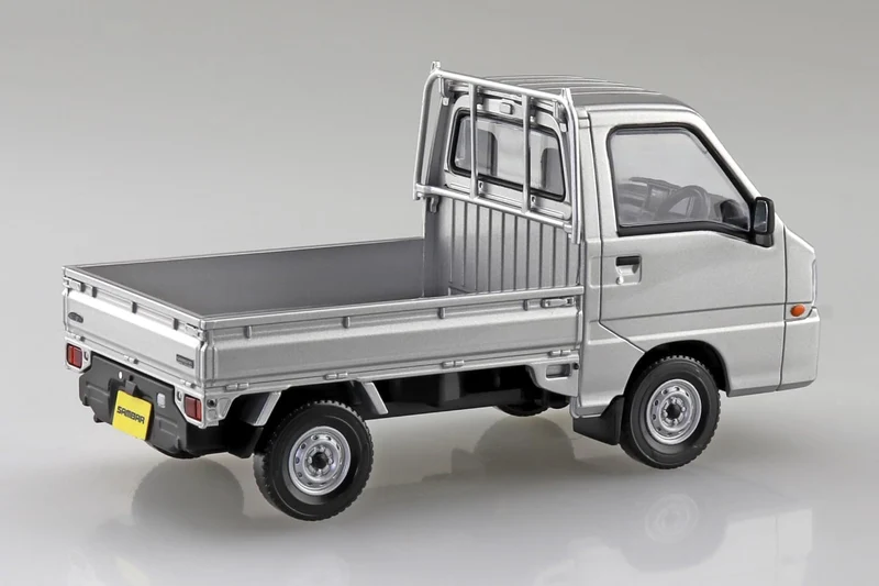 Aoshima 1/32 Snap Subaru Sambar Truck (Sterling Silver Metallic)