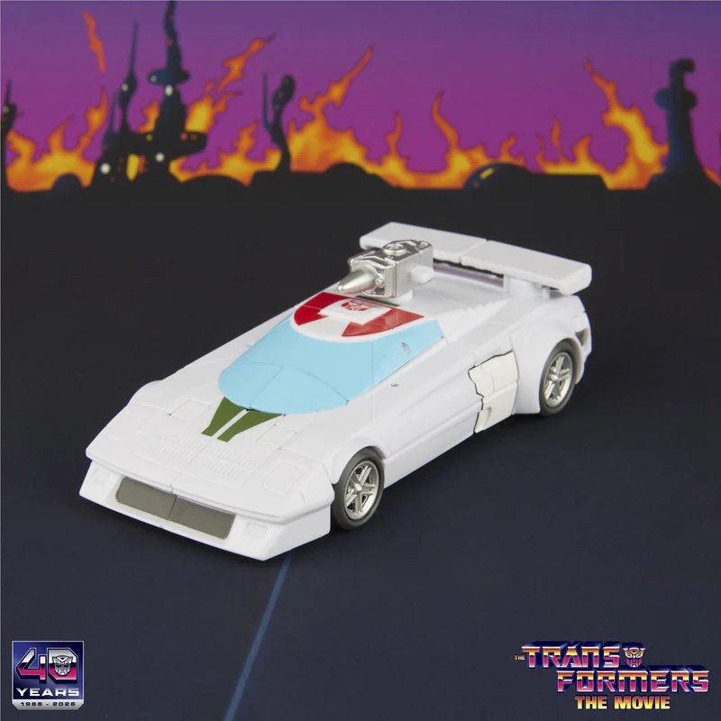 Transformers - Studio Series: Transformers: The Movie - Deluxe Class Wheeljack Figure