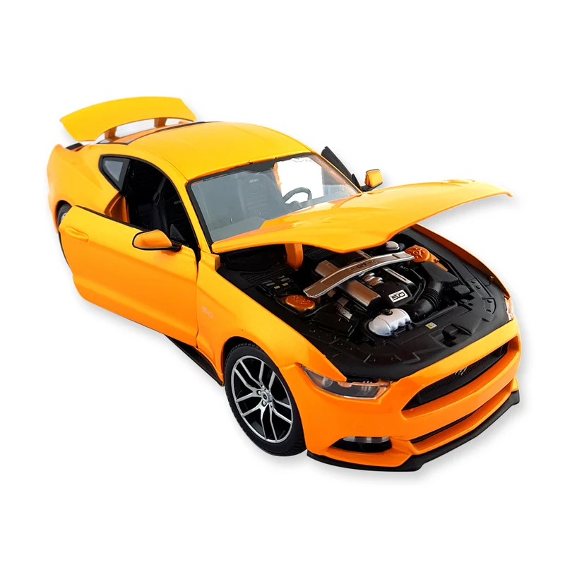 Maisto Licensed 1:18 Scale Ford Mustang Coupe 2015 Diecast Model Car Orange